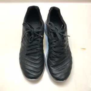 Men Nike Roche Tiempo Black Size 8
